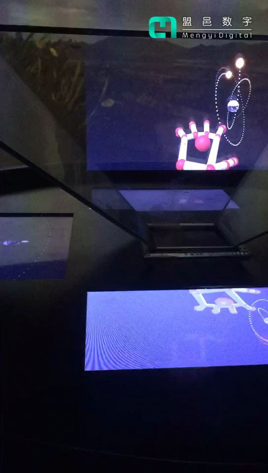 三體時空沉浸展 Leap Motion+大型環(huán)幕多屏聯(lián)動